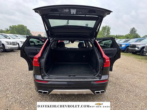Used 2019 Volvo XC60 T6 R-Design AWD/4WD image 32