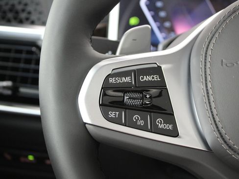 New 2026 BMW X5 xDrive50e image 16