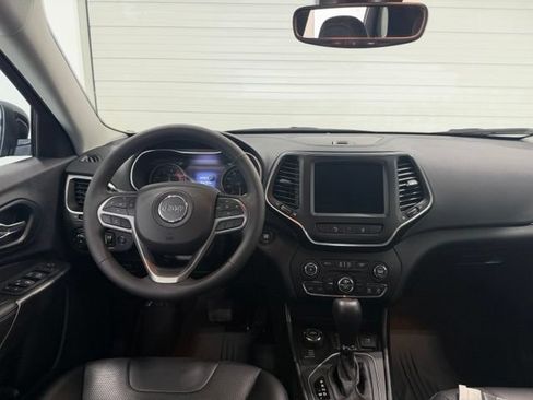 Used 2022 Jeep Cherokee Latitude Lux w/ Mopar Interior Package AWD/4WD image 29