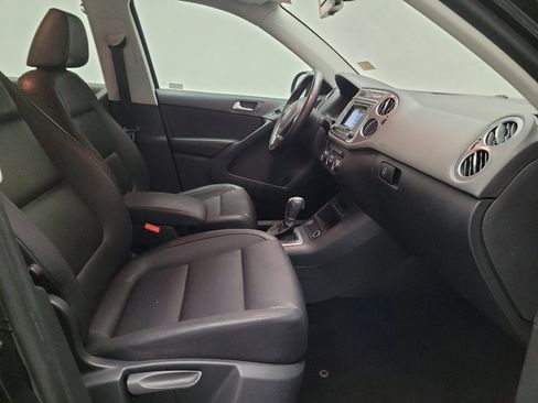 Used 2016 Volkswagen Tiguan S FWD image 21