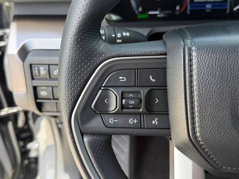Used 2026 Toyota 4Runner TRD Off-Road Premium AWD/4WD image 19