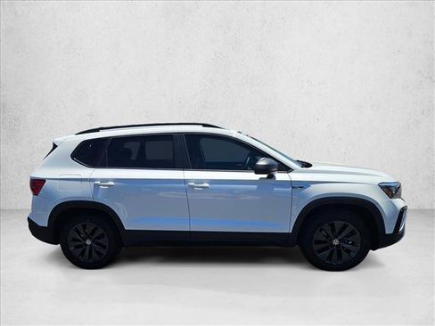 Used 2022 Volkswagen Taos S AWD/4WD image 4