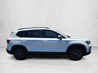 Used 2022 Volkswagen Taos S AWD/4WD video 4