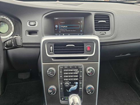 Used 2013 Volvo S60 T5 AWD/4WD image 28