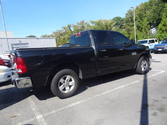 Used 2017 RAM 1500 Classic SLT AWD/4WD image 6