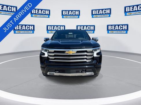 New 2026 Chevrolet Silverado 1500 High Country AWD/4WD image 3