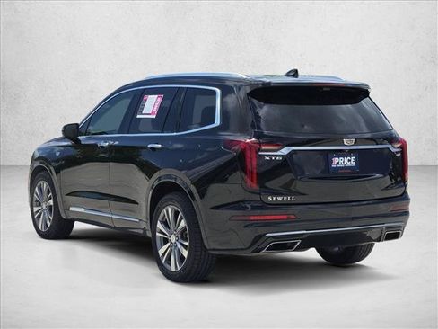 Used 2020 Cadillac XT6 Premium Luxury FWD image 8