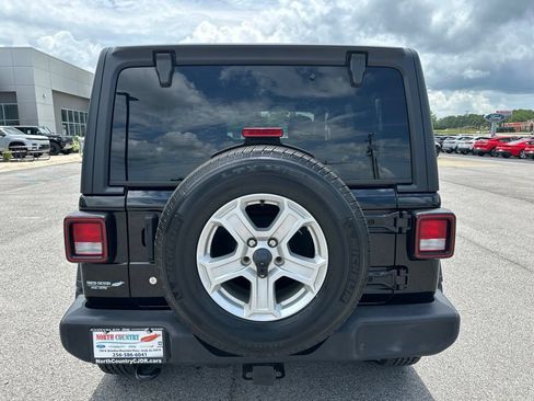 Used 2020 Jeep Wrangler Unlimited Sport S AWD/4WD image 6