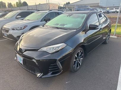 Used 2017 Toyota Corolla SE w/ Carpet Mat Package (TMS)