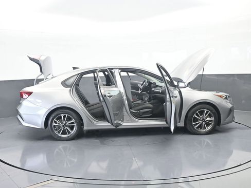 Used 2023 Kia Forte LXS image 64