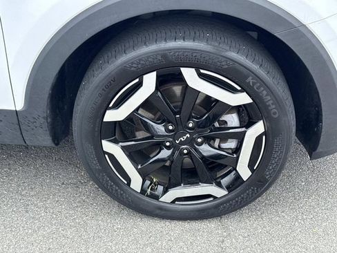 Used 2024 Kia Telluride S FWD image 6