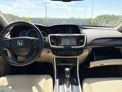 Used 2016 Honda Accord EX-L image 28