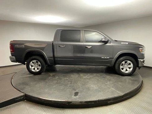 Used 2019 RAM 1500 Laramie w/ Off Road Group AWD/4WD image 9