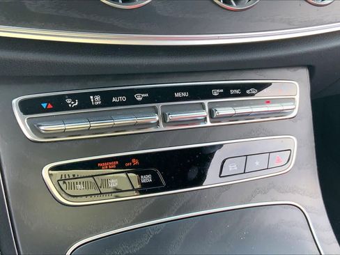 Used 2023 Mercedes-Benz E 450 Cabriolet image 26