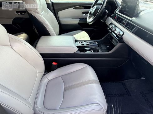 Certified 2024 Honda Pilot EX-L image 14