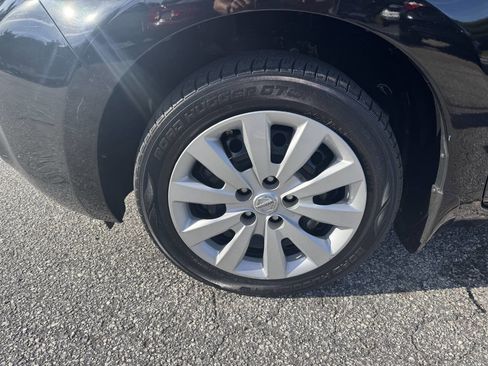 Used 2015 Nissan Leaf S w/ Charge Package image 7