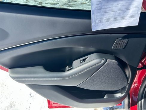 Used 2023 Ford Mustang Mach-E Premium image 25