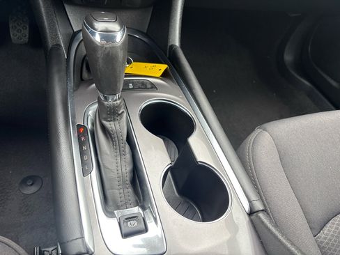 Used 2018 Chevrolet Malibu Hybrid image 26