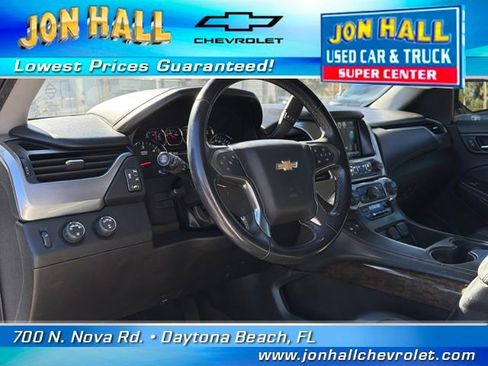 Used 2018 Chevrolet Suburban LT image 23