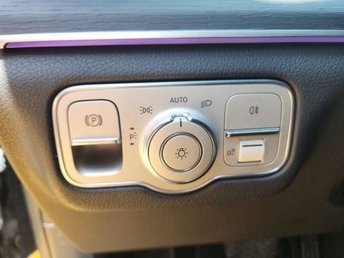 Used 2021 Mercedes-Benz GLE 350 image 29