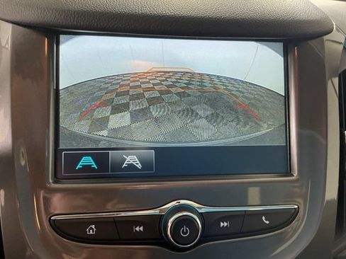 Used 2018 Chevrolet Cruze LT FWD image 22