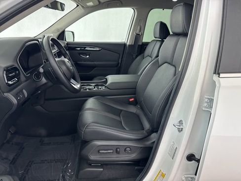Certified 2025 Honda Pilot EX-L image 26