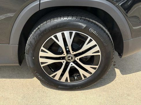 Used 2025 Mercedes-Benz GLB 250 image 9