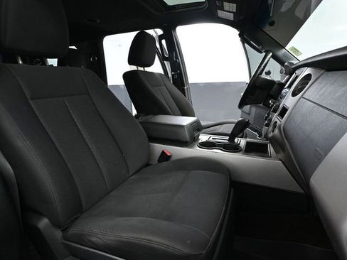 Used 2017 Ford Expedition XLT AWD/4WD image 47