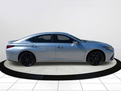 Certified 2023 Lexus ES 350 F Sport w/ Accessory Package (Z2) image 3