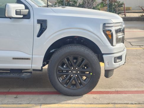 New 2025 Ford F150 Lariat w/ Equipment Group 502A High image 5