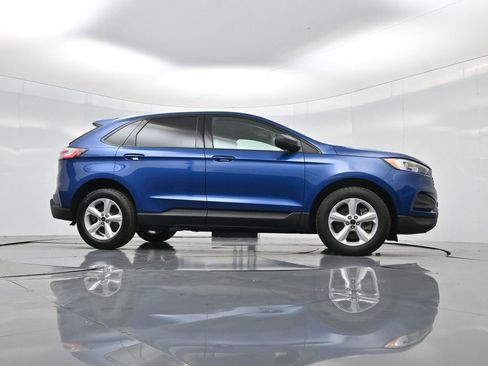 Used 2024 Ford Edge SE image 38