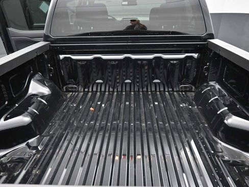 New 2025 Ford Ranger XLT w/ FX4 Off-Road Package image 18