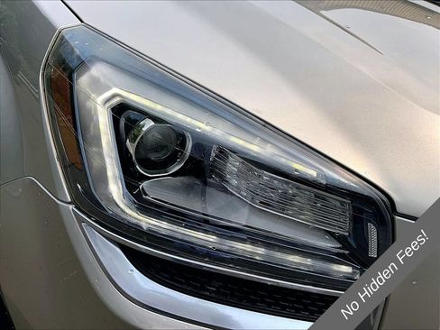 Used 2016 GMC Acadia SLT AWD/4WD image 26