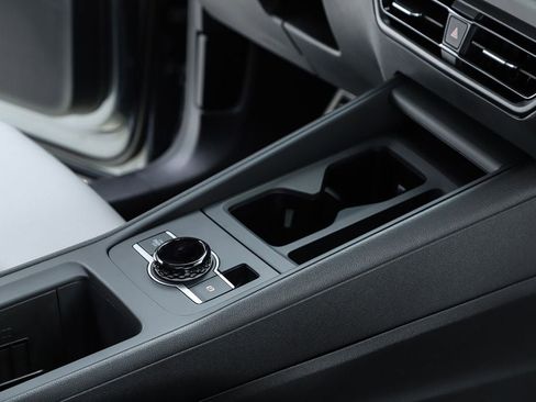 New 2026 Volkswagen Tiguan SE R-Line image 73