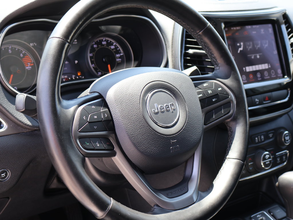 Used 2020 Jeep Cherokee Limited FWD image 24