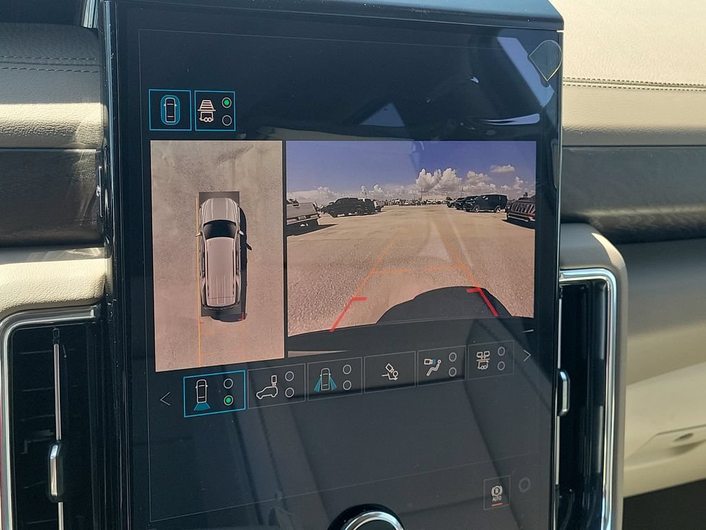 New 2026 GMC Yukon Denali w/ Denali Reserve Package AWD/4WD image 18