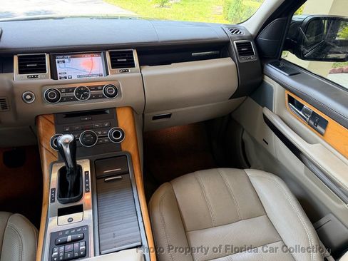 Used 2012 Land Rover Range Rover Sport HSE LUX AWD/4WD image 12