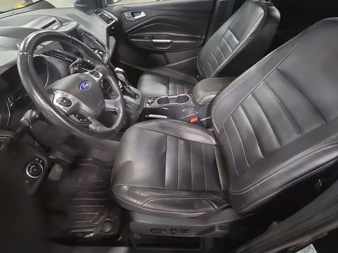 Used 2015 Ford Escape Titanium w/ Equipment Group 301A AWD/4WD image 15