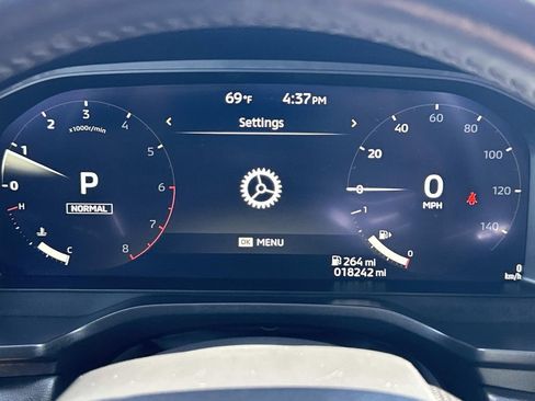 Used 2025 Mitsubishi Outlander SE image 36