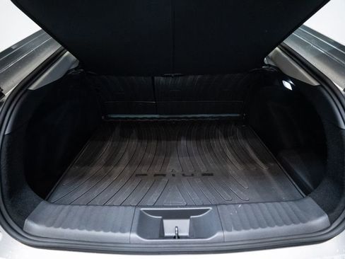 Used 2023 Toyota Prius XLE AWD/4WD image 35