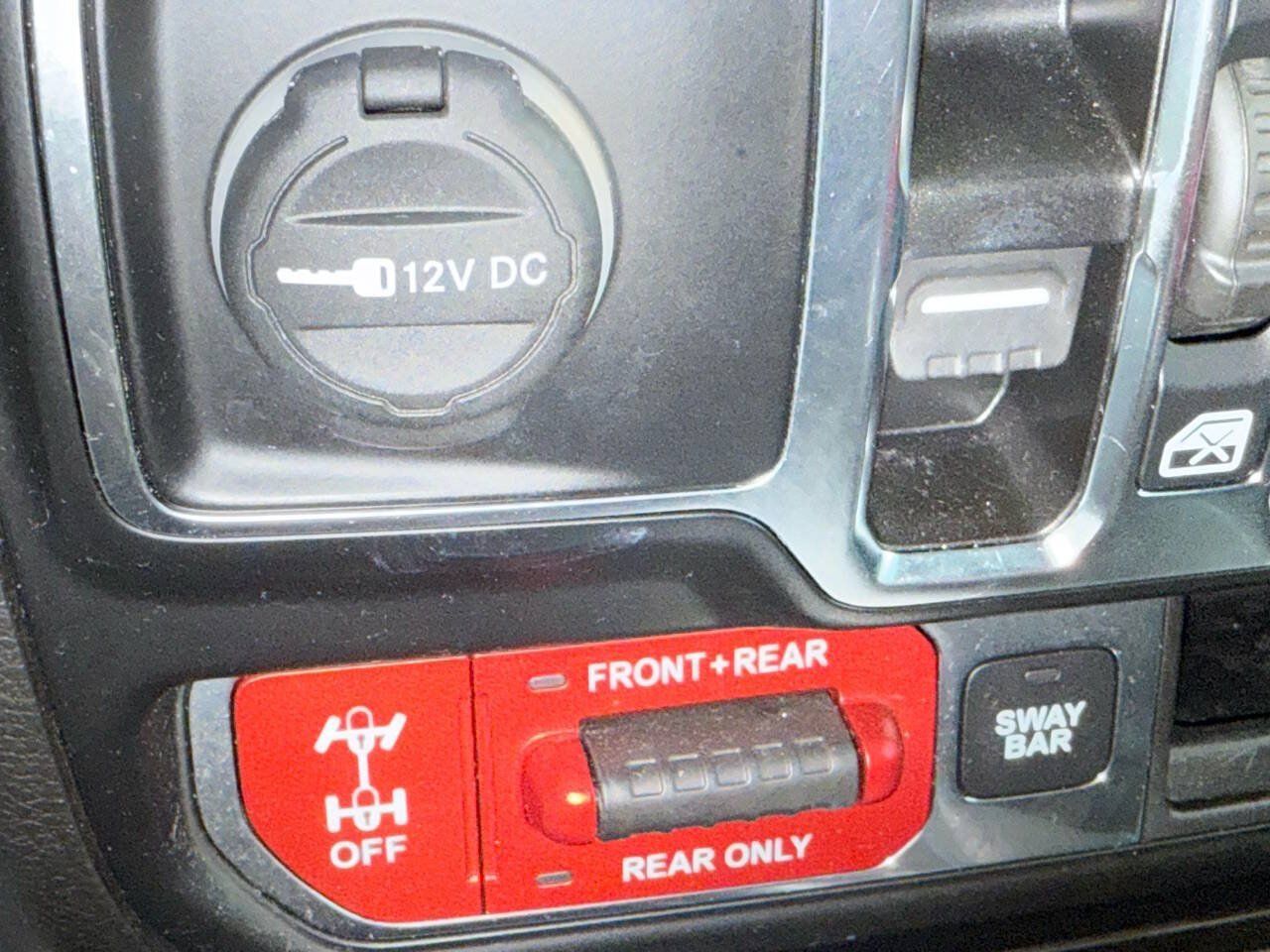 Used 2022 Jeep Wrangler Unlimited Rubicon 4xe w/ Cold Weather Group AWD/4WD image 47