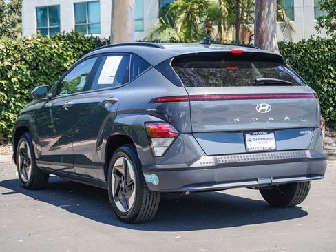 Certified 2024 Hyundai Kona SEL FWD image 4