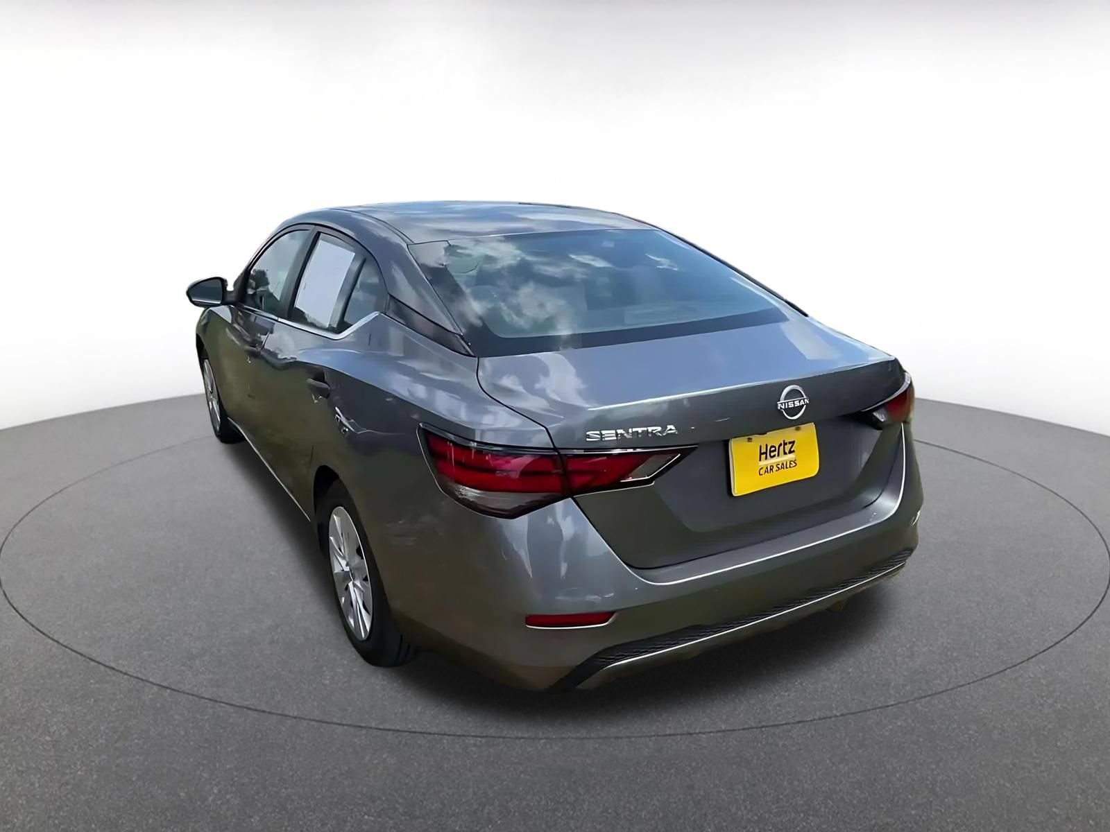 Used 2025 Nissan Sentra S FWD image 10