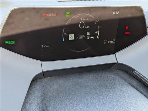 New 2026 Toyota Prius Plug-In Hybrid FWD image 10
