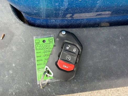 Used 2021 Jeep Wrangler Sport AWD/4WD image 13