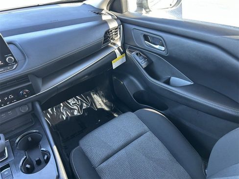 New 2026 Nissan Rogue SV FWD image 21