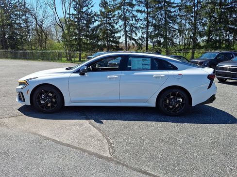 New 2026 Kia K5 GT-Line w/ GT-Line Premium Package FWD image 5