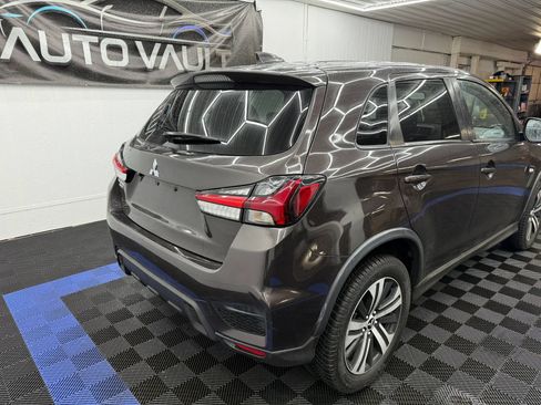 Used 2020 Mitsubishi Outlander Sport ES FWD image 3