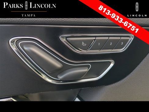 Used 2020 Lincoln Corsair Reserve w/ Equipment Group 201A image 18