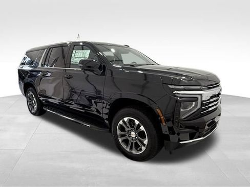 New 2026 Chevrolet Suburban LT w/ Comfort Package image 9